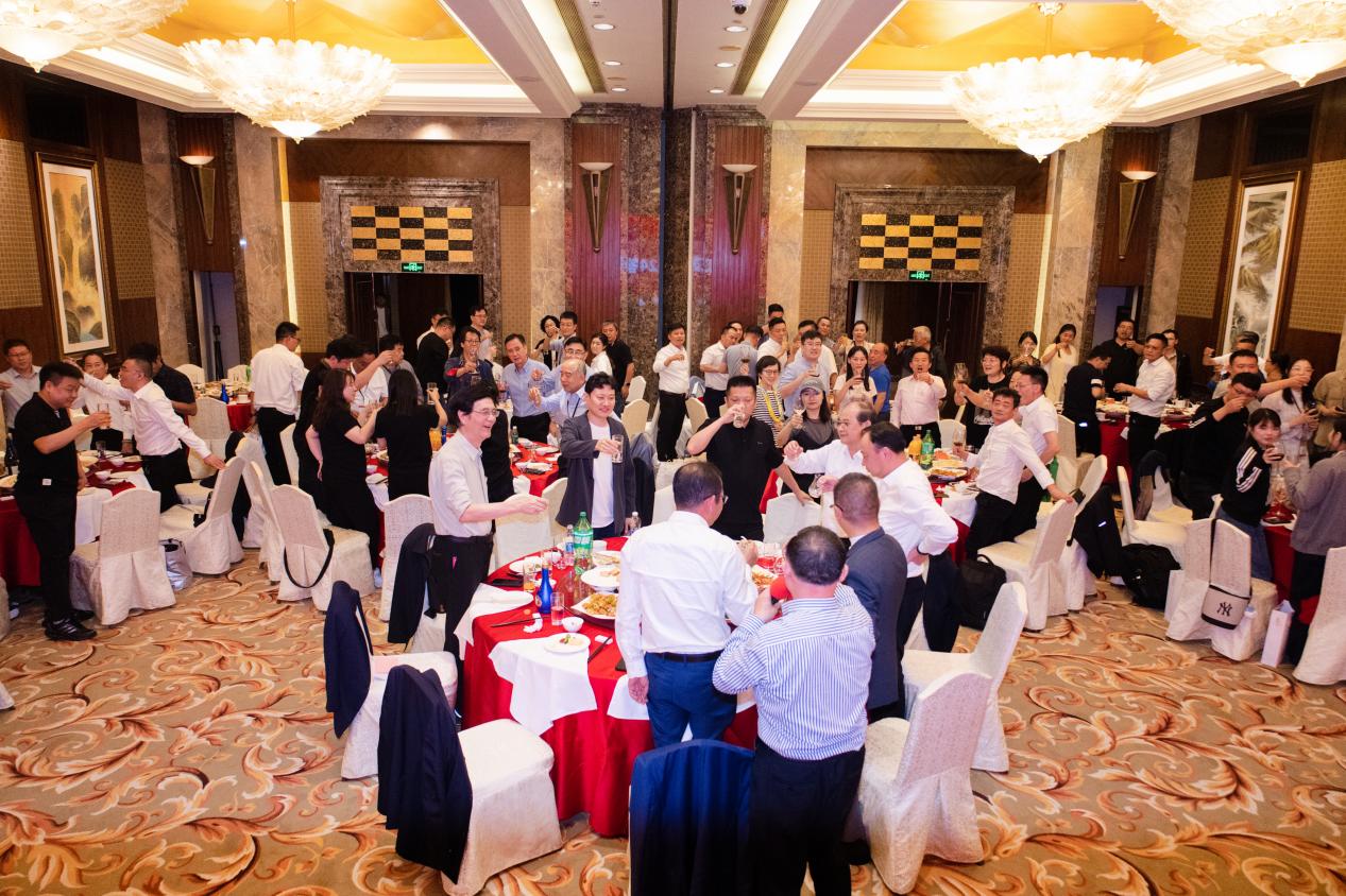 江蘇鳳靈樂(lè)器有限公司 江蘇鳳靈樂(lè)器有限公司